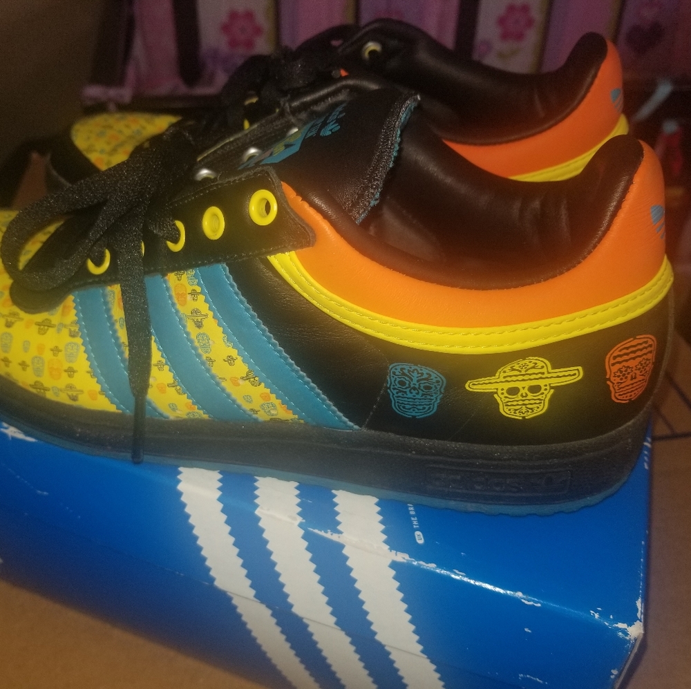 Adidas Top 10 - Day of the Dead (Mexico)